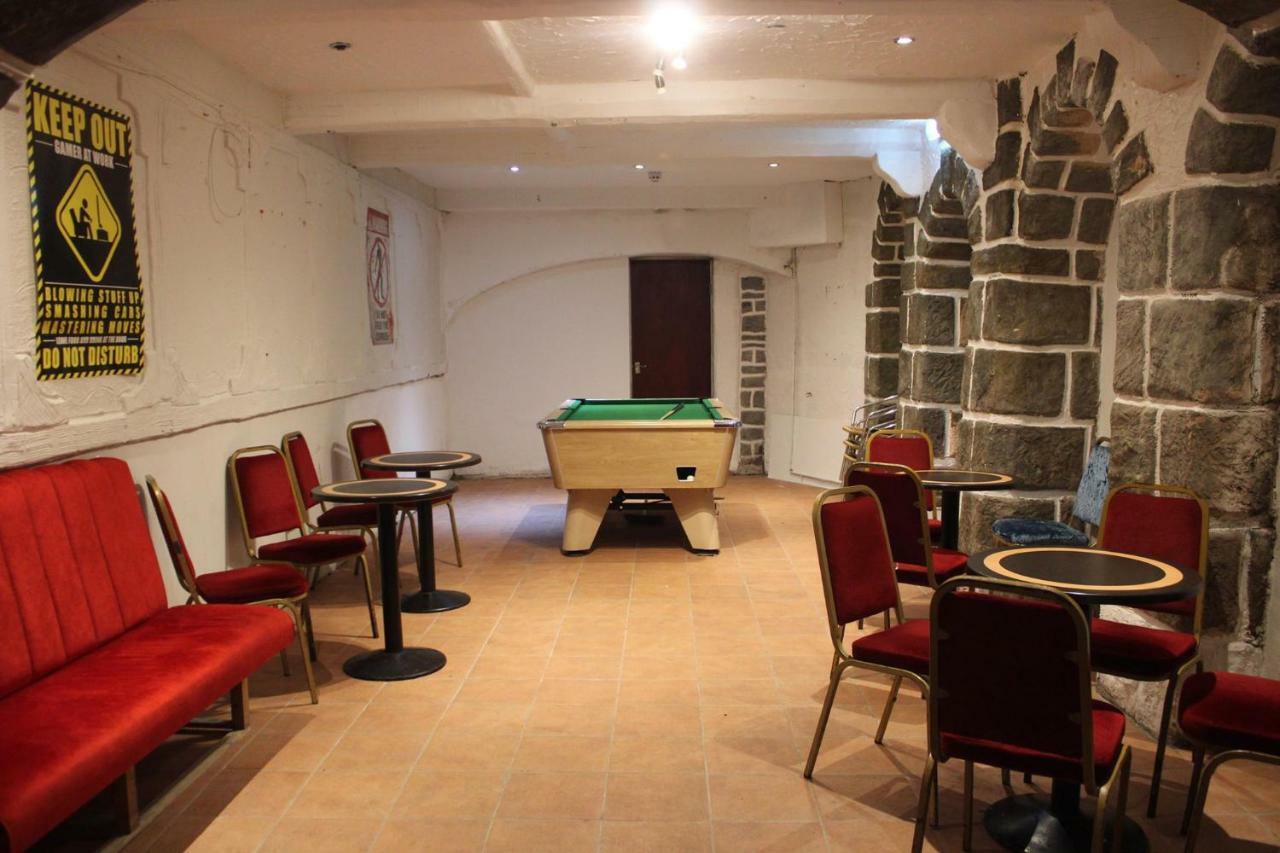 Red Lion Hotel Tredegar Esterno foto